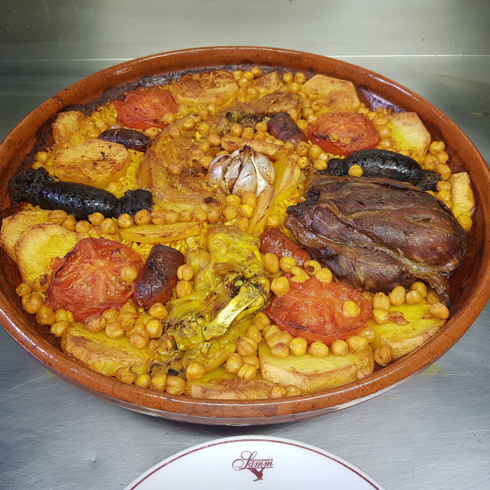 Arroz al horno de Samm en cazuela de barro